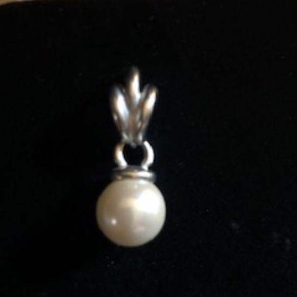 Silver & Pearl Stone Earrings *NWOT* - Picture 2 of 5